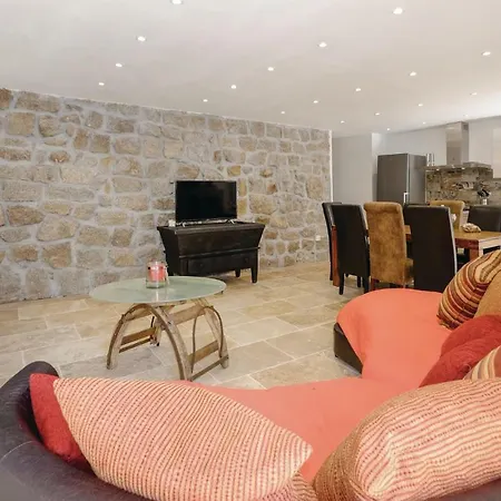 Three-bedroom Holiday In Holiday home *